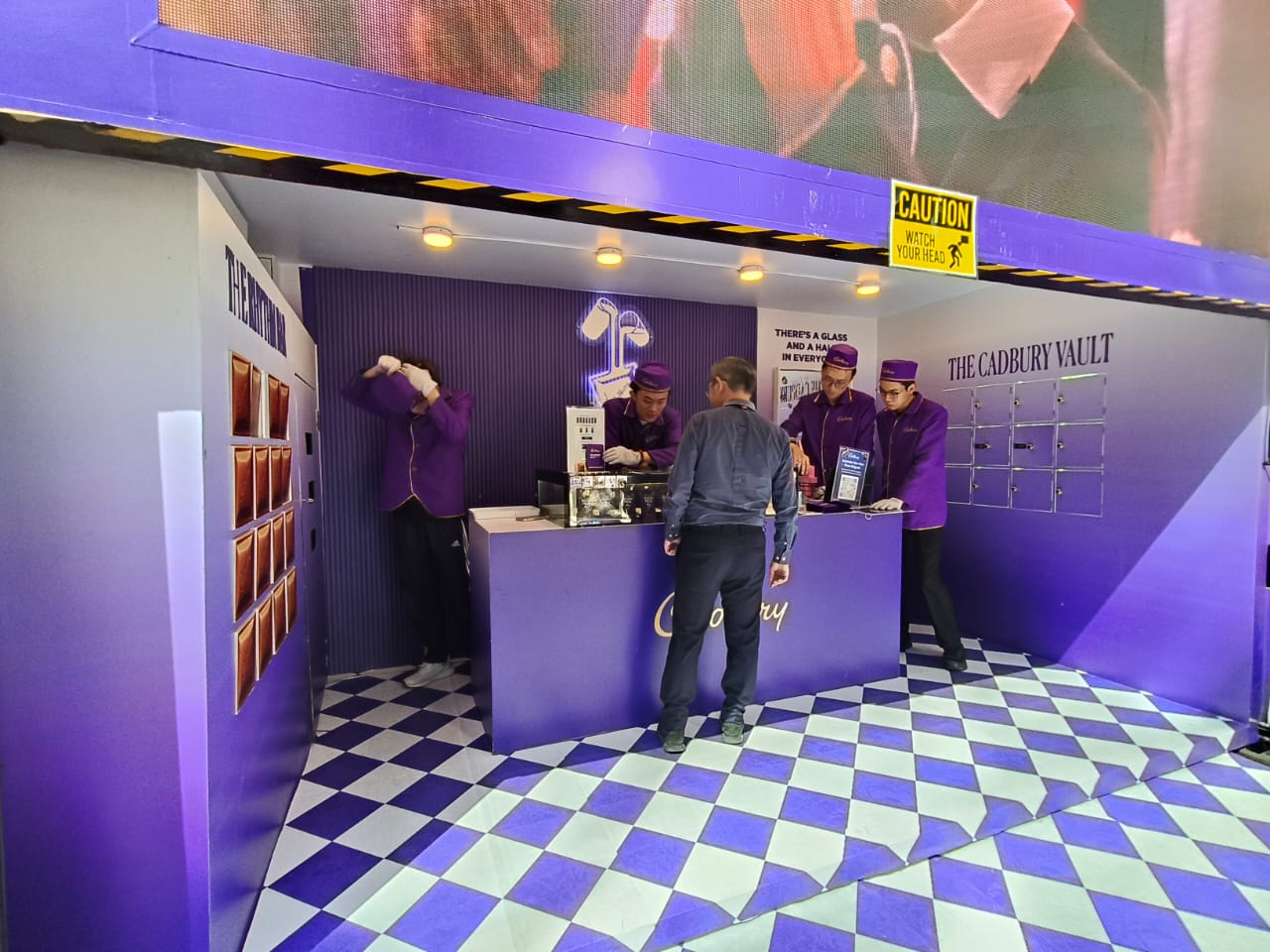 CADBURY PURPLE TRUCK